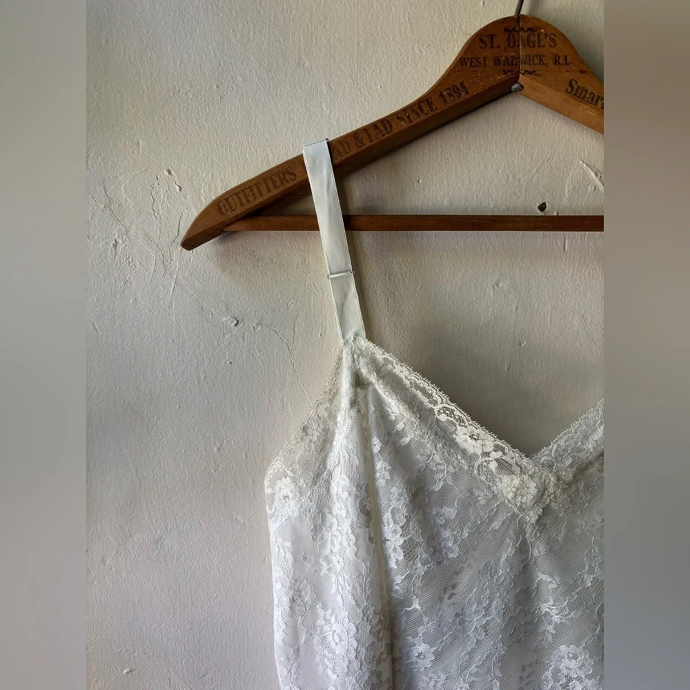 Vintage y2k black and white slip with lace details - Picture 2 of 9